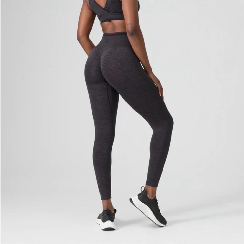 Buffbunny BBL Seamless Leggings in Charcoal